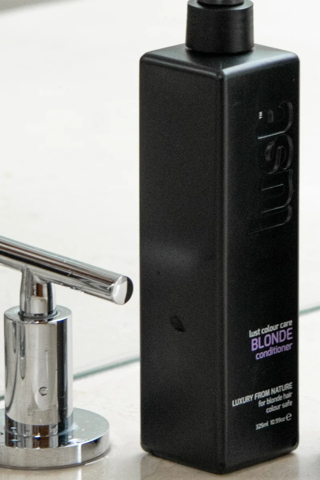 BLONDE CONDITIONER 325 mL